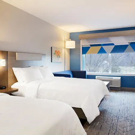 Holiday Inn Express Dallas Market Center By Ihg-3